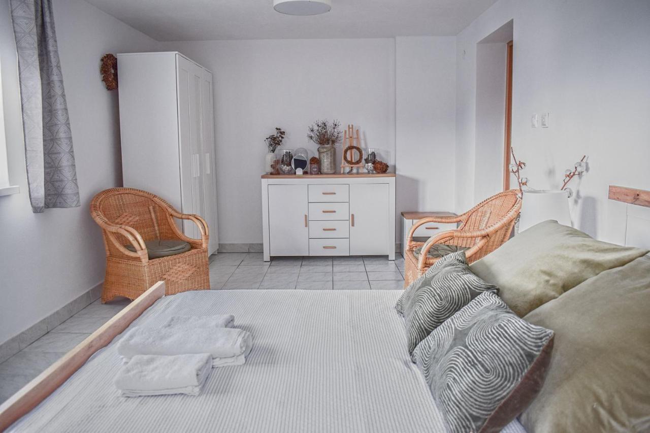 Apartments Lakeview Liptovsky Trnovec Luaran gambar